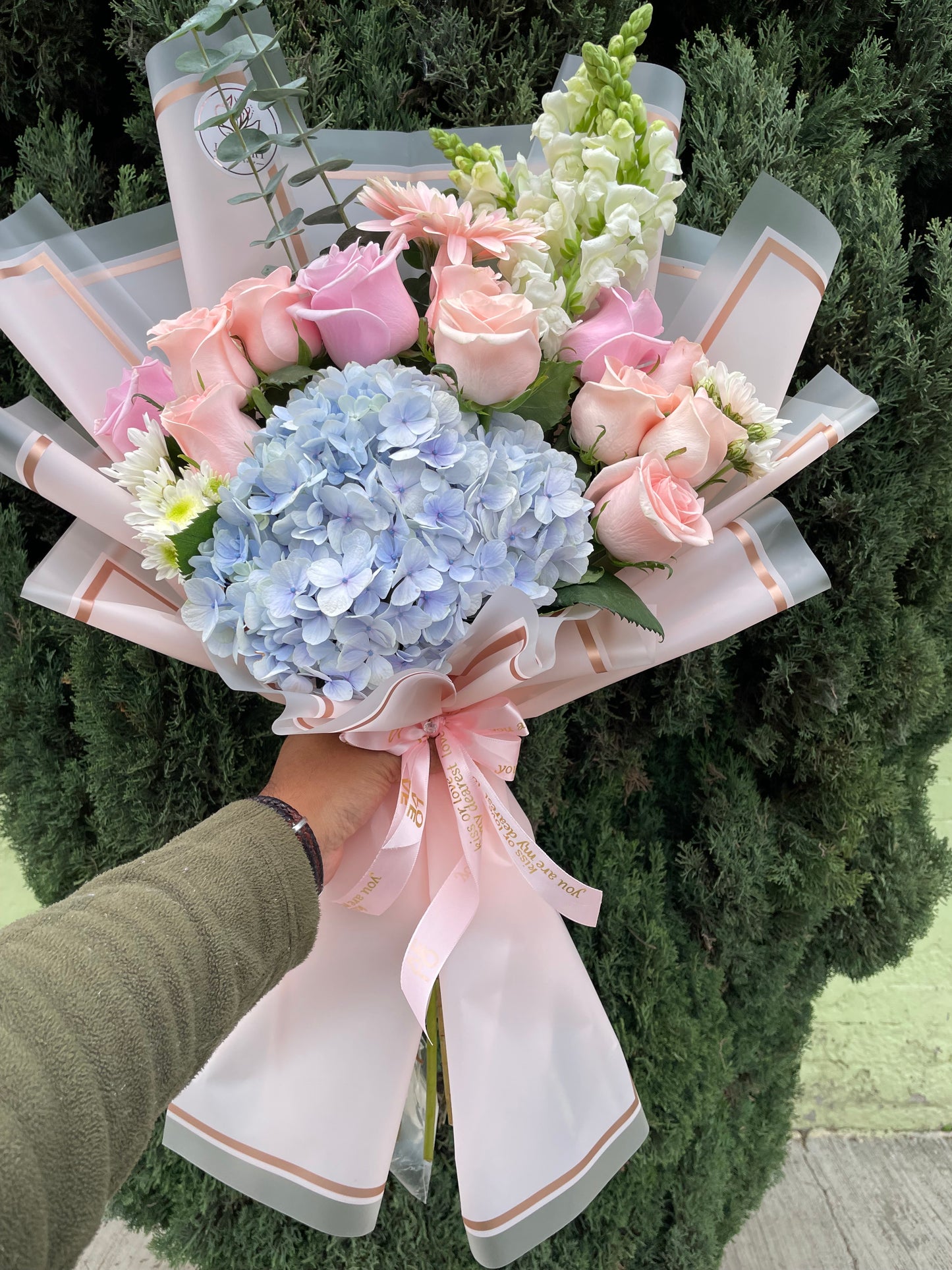 ROSAS Y HORTENSIA