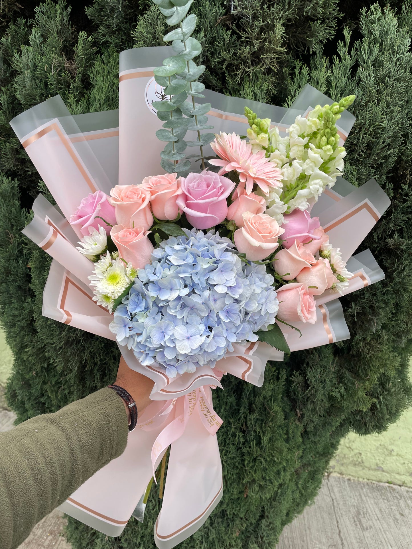 ROSAS Y HORTENSIA