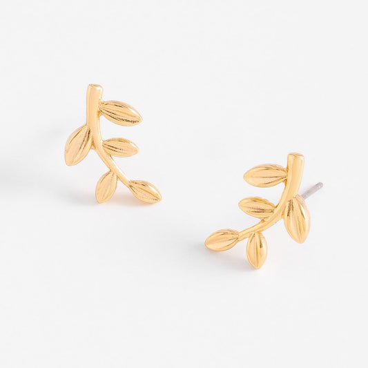 Aretes en baño de oro con diseño de ramita y hojas